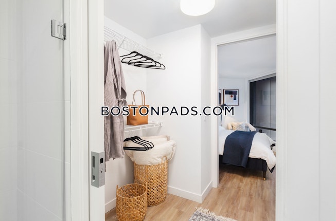 Boston - $4,527+ /mo