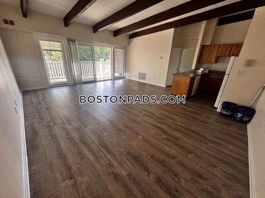 Woburn - $2,050+ /month