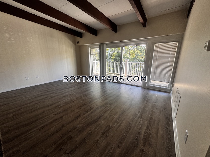 Woburn - $2,050+ /month