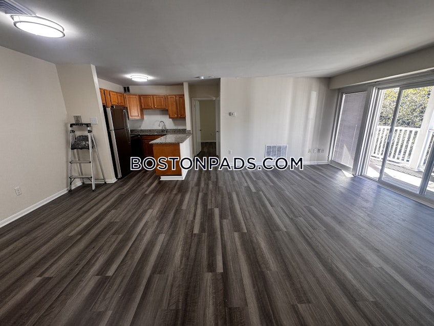 Woburn - $2,050+ /month