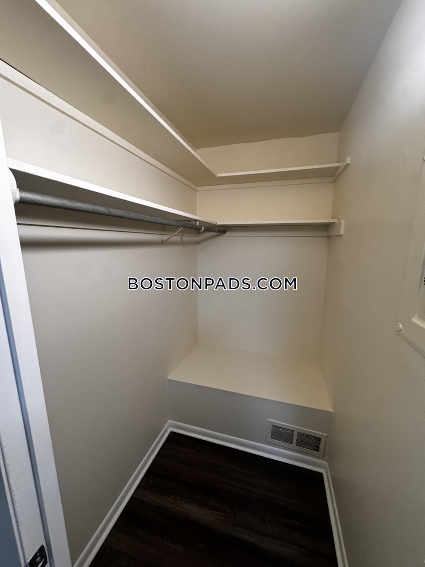 Woburn - $2,050+ /month