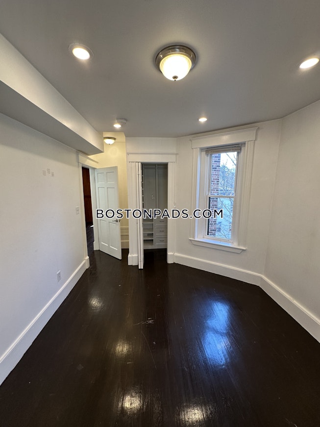 Brookline - $3,800+ /mo