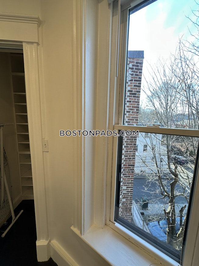 Brookline - $3,800+ /mo