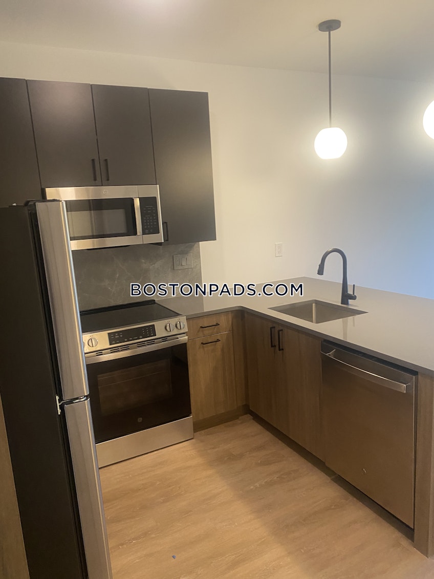 Boston - $2,500+ /month