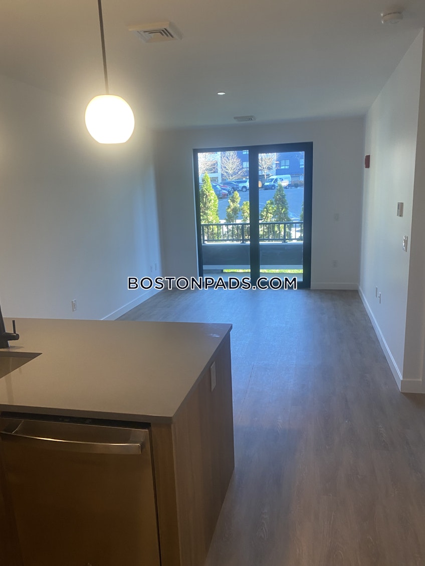 Boston - $2,500+ /month