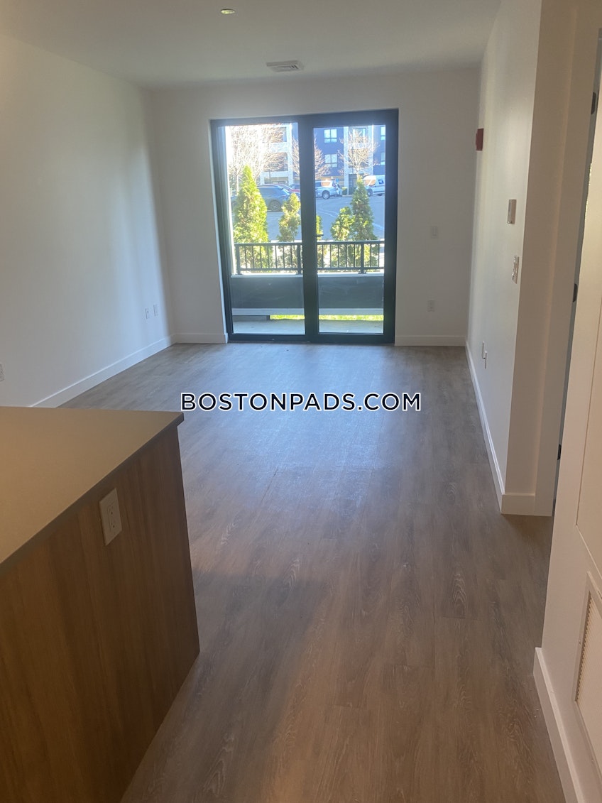 Boston - $2,500+ /month