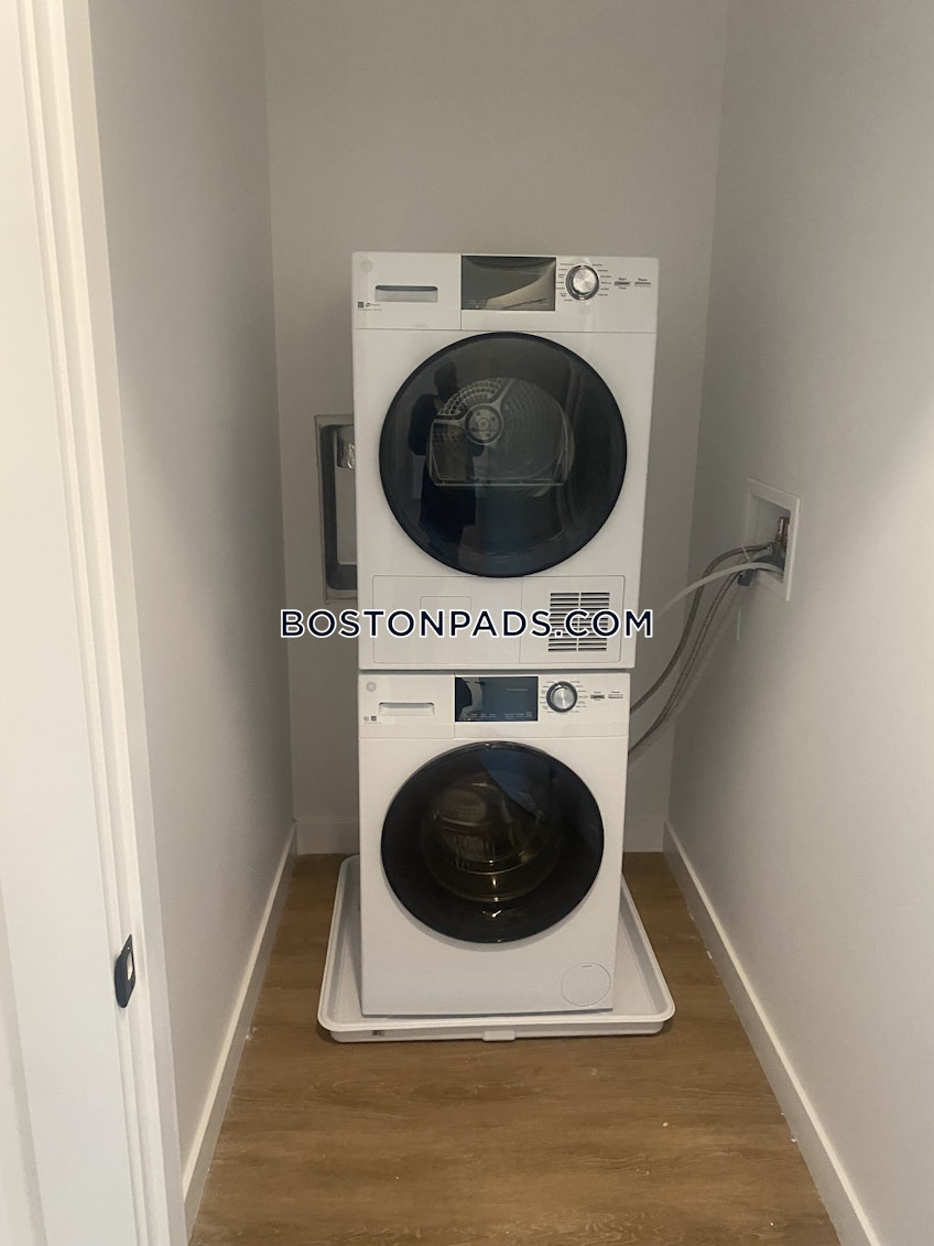 Boston - $2,500+ /month