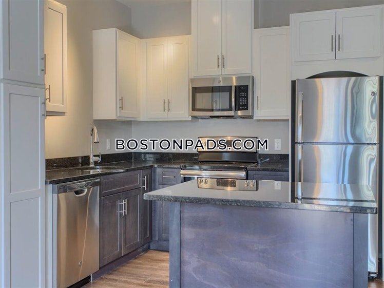 Cobblestone Village Way., Millbury