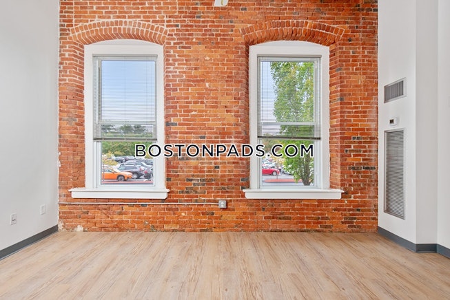 Millbury - $2,762+ /mo