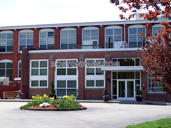 Millbury - $2,135+ /mo