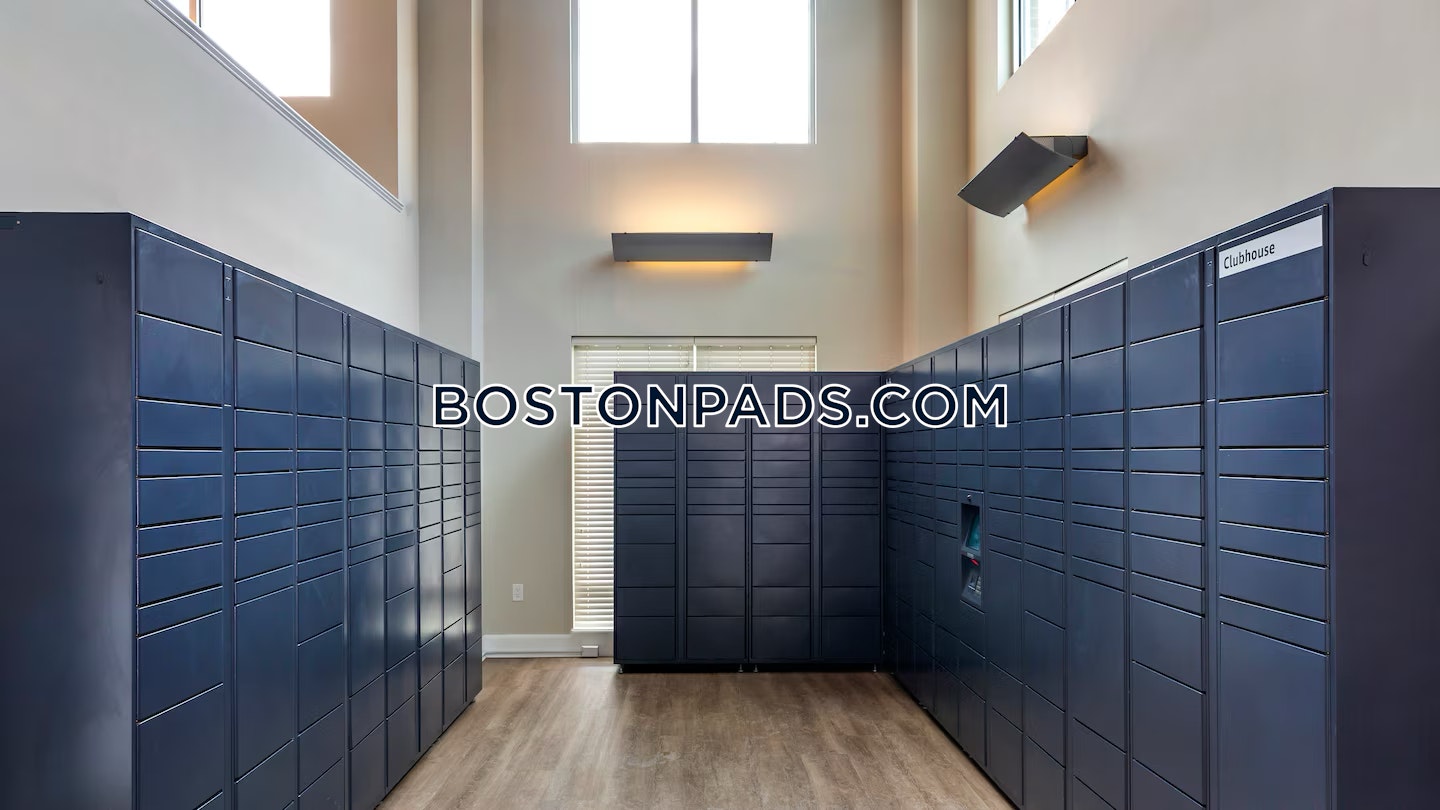 Northborough - 3 Beds, 2 Baths