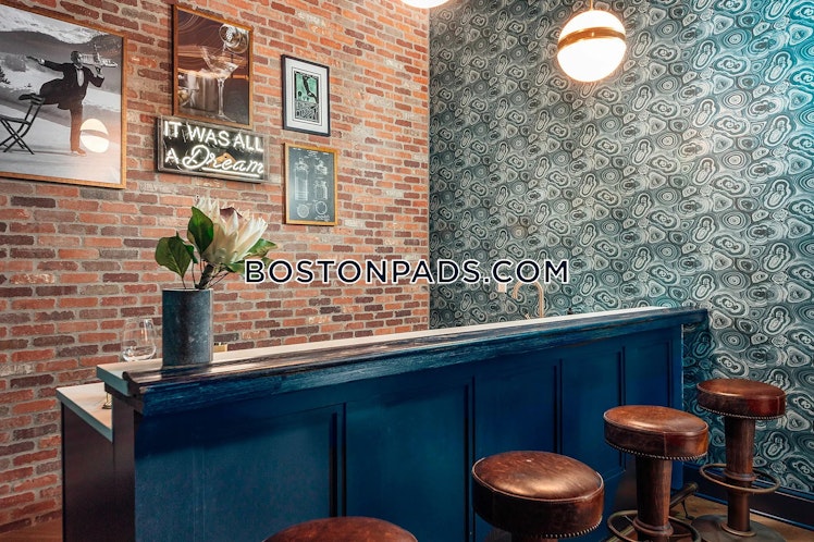 N Main St., Bellingham