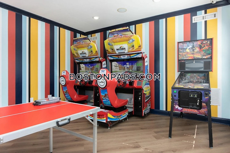 N Main St., Bellingham