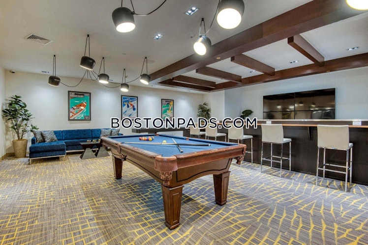 Constitution Ct., Hopkinton