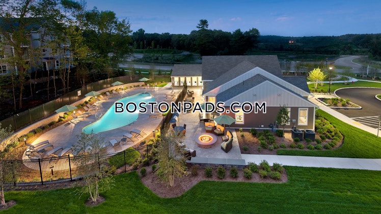 Woodview Way., Hopkinton