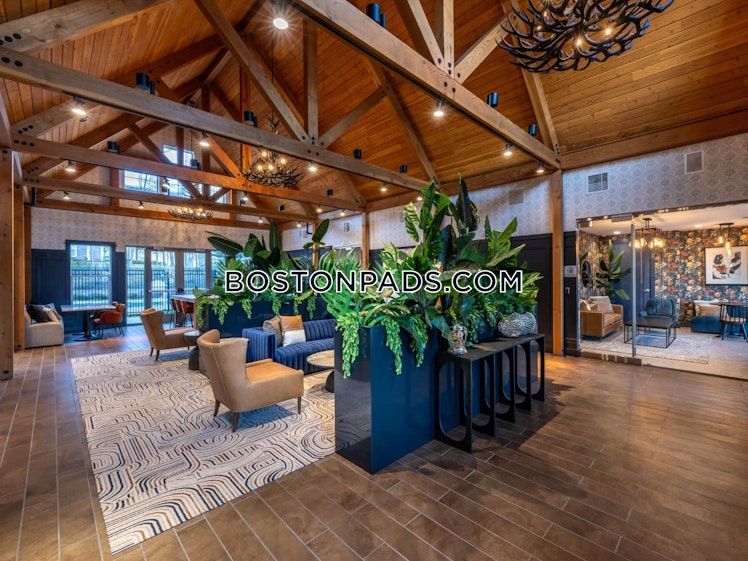 Woodview Way., Hopkinton