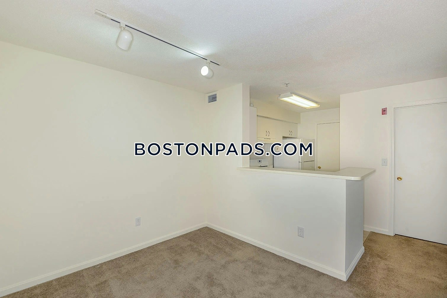 Westborough - 1 Beds, 1 Baths