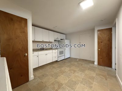 Melrose 1 Bed 1 Bath - $1,850 No Fee