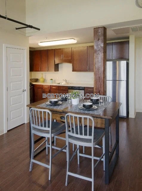 Worcester - 2 Beds, 1.5 Baths