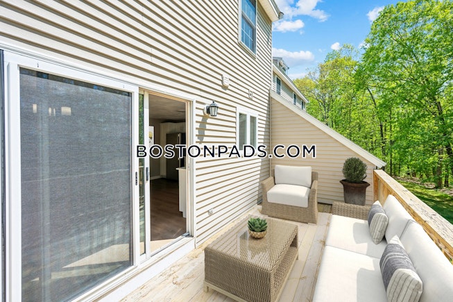 Shirley - $3,149+ /mo