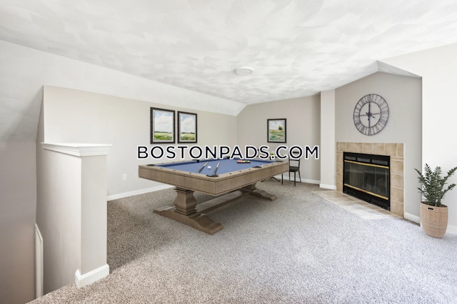 Shirley - $3,149+ /mo