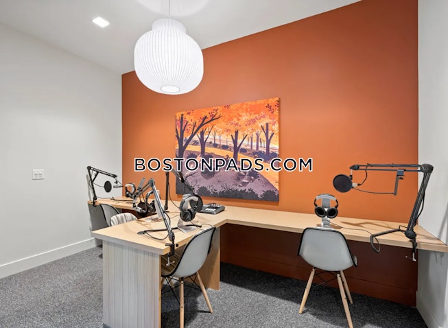 Marlborough - $4,784+ /mo