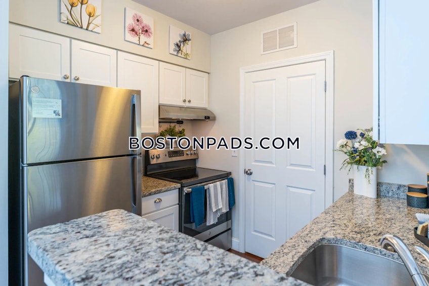 Chelsea - $2,530+ /month