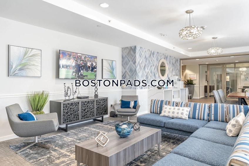 Chelsea - $2,530+ /month