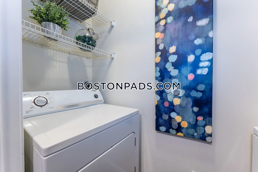 Chelsea - $2,082+ /month