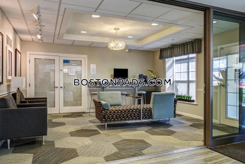 Chelsea - $2,082+ /month