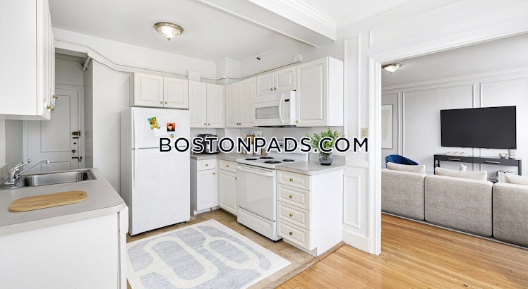 Beacon St., Brookline