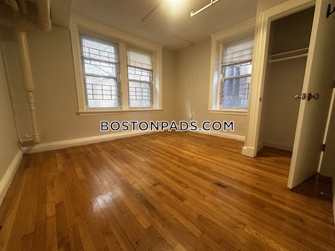 Boston - $3,000+ /mo