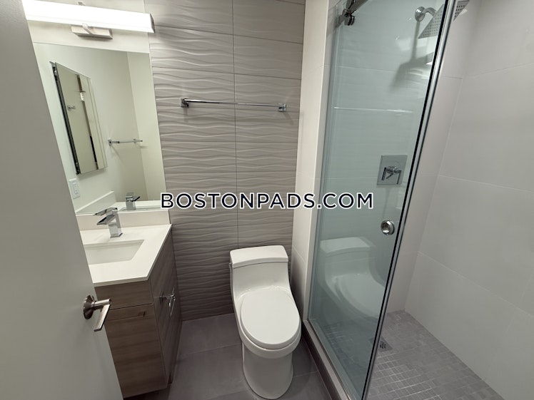 Commonwealth Ave., Boston