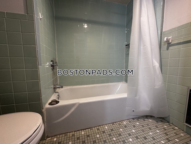 Boston - $2,150+ /mo