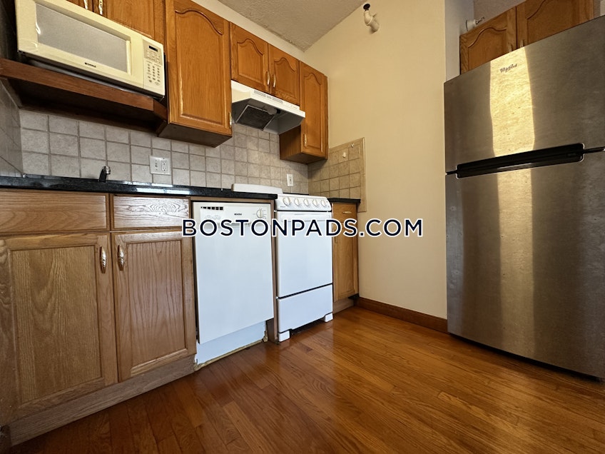 Boston - $2,150+ /month