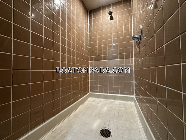 Boston - $3,700+ /mo