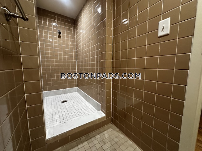 Boston - $3,500+ /mo