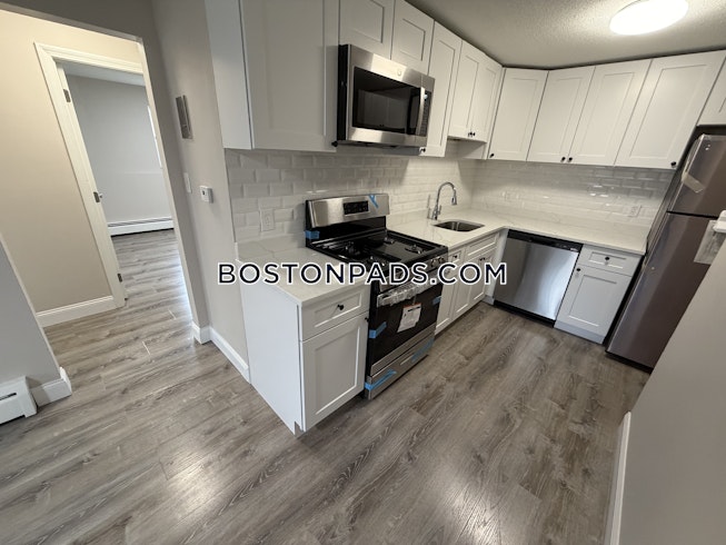 Lowell - $2,150+ /mo