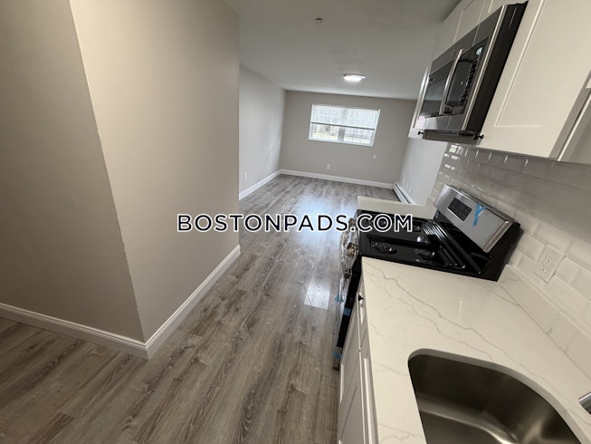 Lowell - $2,150+ /mo