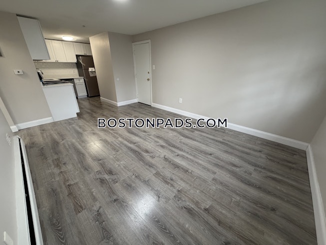 Lowell - $2,150+ /mo