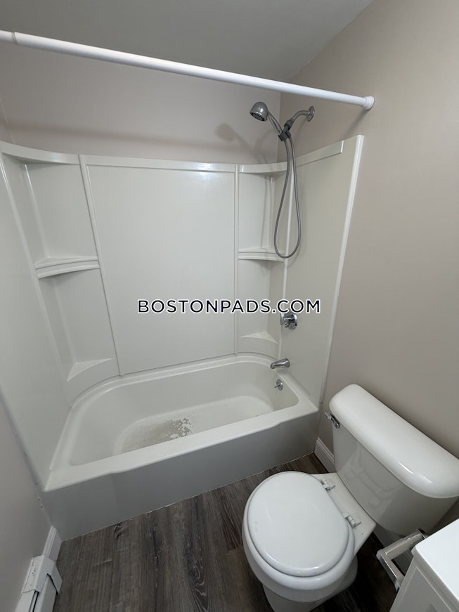 Lowell - $2,150+ /mo