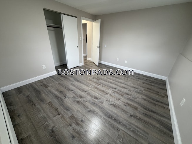 Lowell - $2,150+ /mo