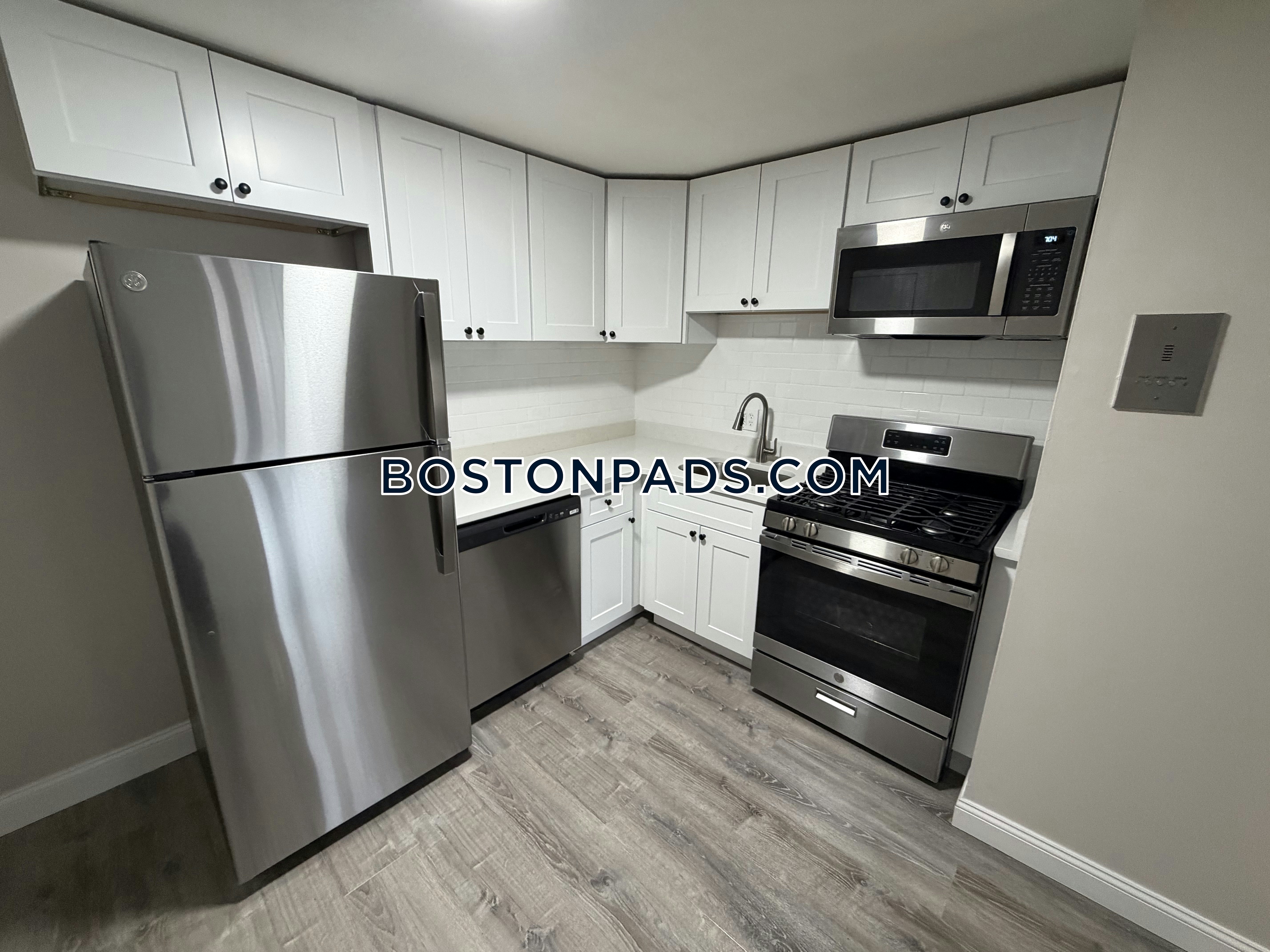 Lowell, MA - 2 Beds, 1 Bath - $2,150 - ID#8022510