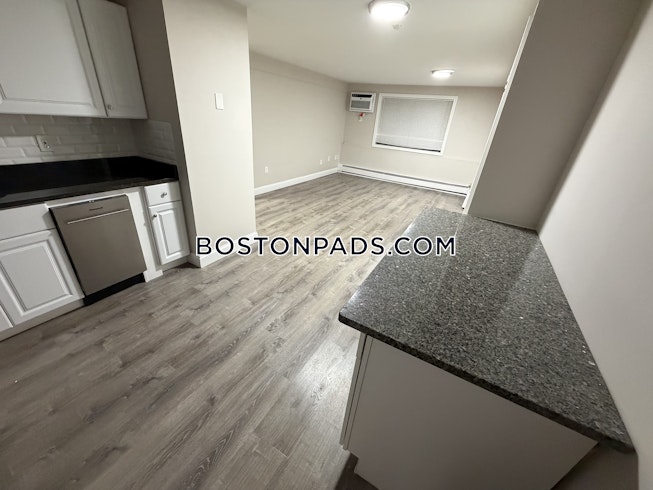 Lowell - $2,050+ /mo