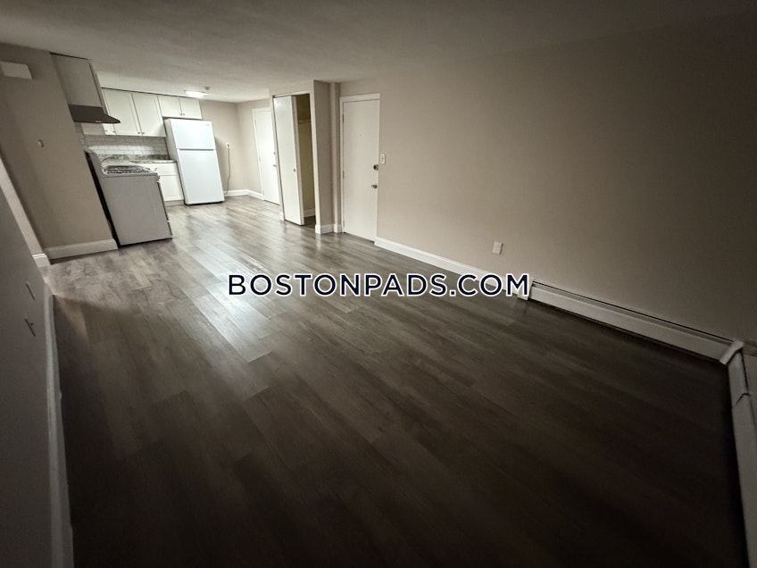 Lowell - $2,050+ /month