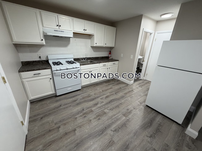 Lowell - $1,950+ /mo