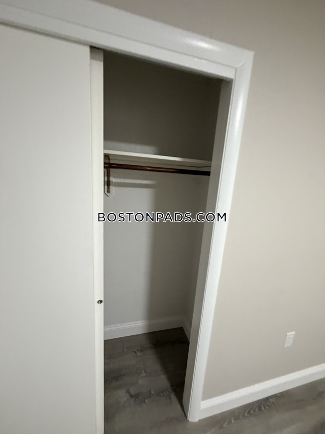 Lowell - $1,950+ /mo