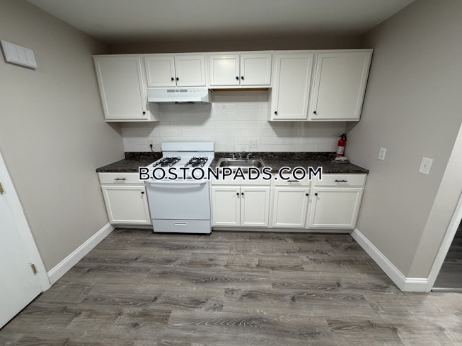 Lowell - $1,950+ /mo