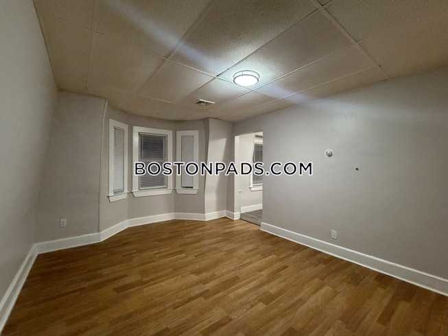 Milton - $2,600+ /mo