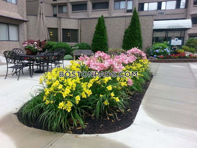 Worcester - $1,929+ /mo